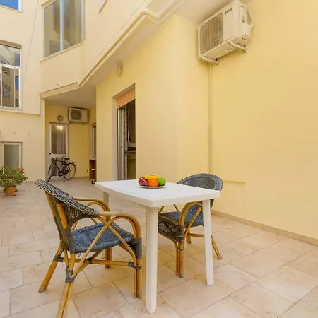 Sara By Barbarhouse *