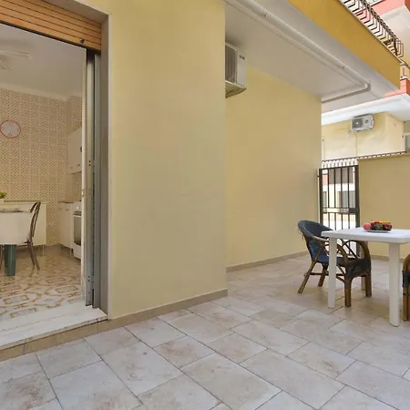 Sara By Barbarhouse Apartman